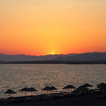 Daire Holidays Sunset